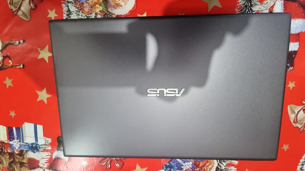 Laptop Asus VivoBook i5 gen8 ssd256