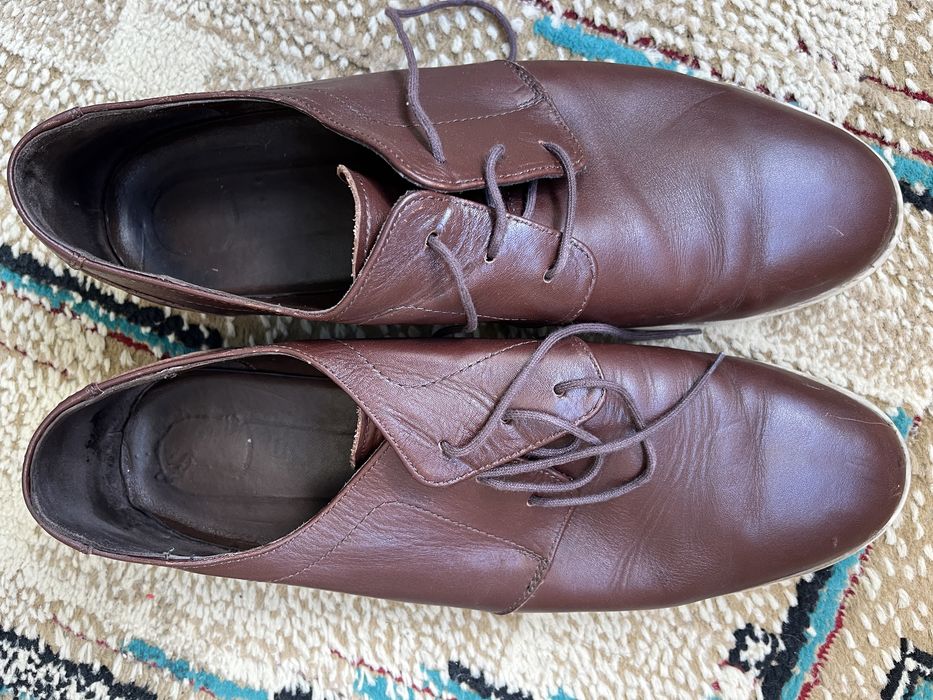 Vand pantofi si mocasini purtati rar , marimea 43 - 44.