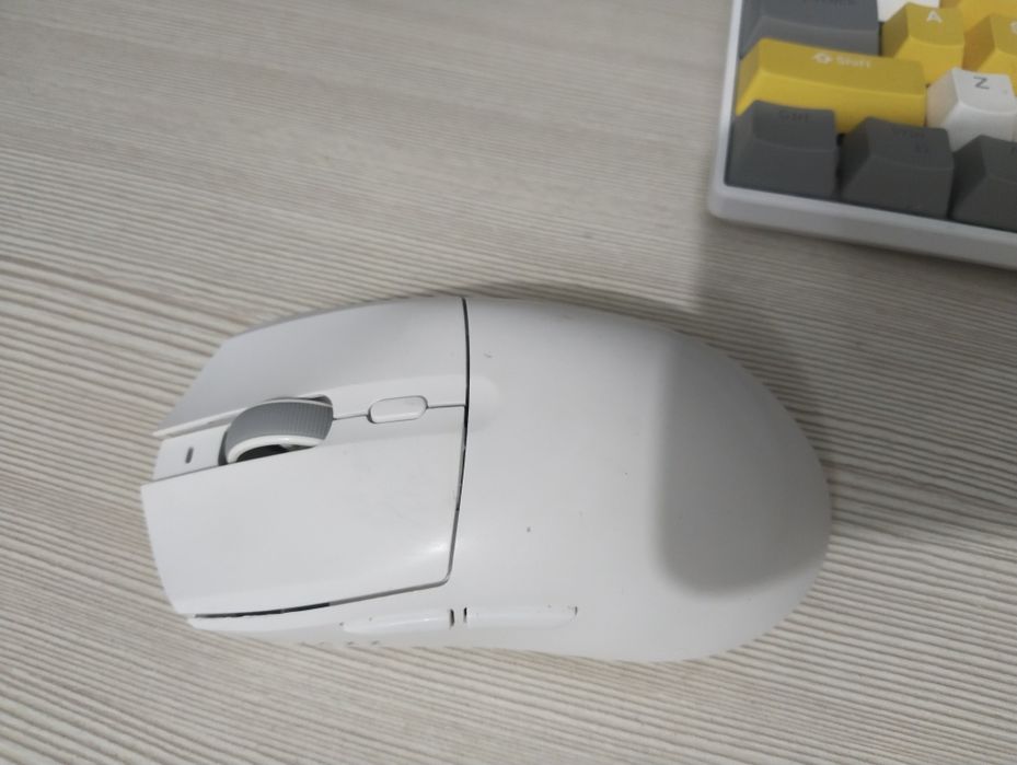 Продам мышь Ajazz