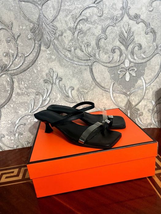 Женская обувь почти новая