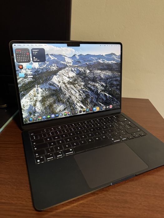 MacBook Air M2 13,6 inch (2022) – Stare impecabilă