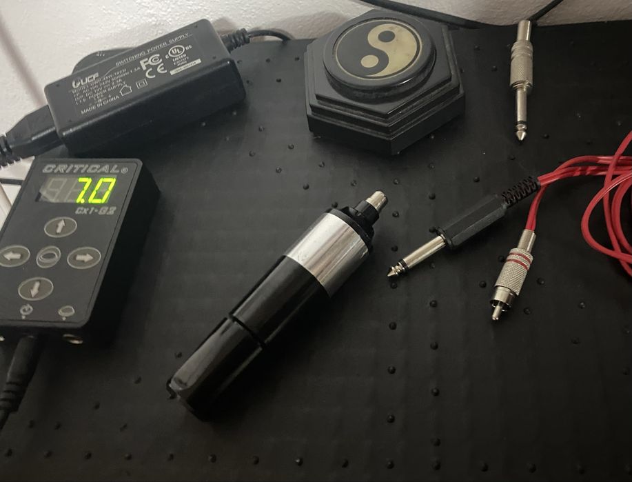 Kit tatuaj profesional – Critical CX1-G2 original + Bronc Pen V2 Mini