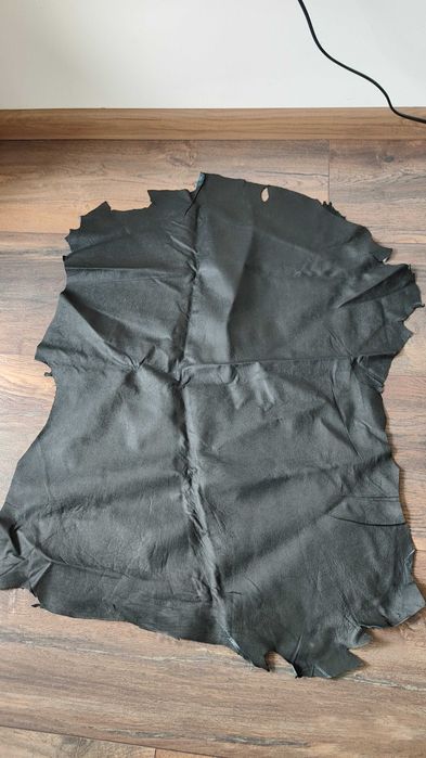 Агнешки кожи и велур