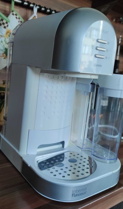 Продавам Кафе машина Cecotec Power Instant-ccino 20, 1470 W, 20 бара