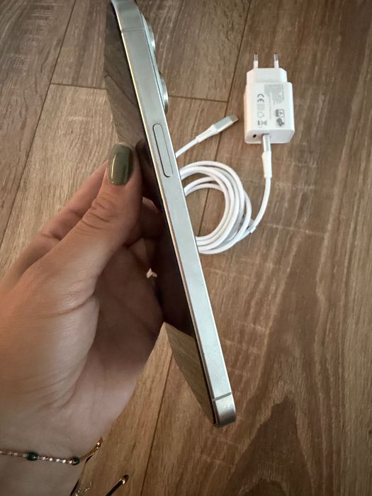 iPhone 15 Pro Max Natural Titanium 256GB