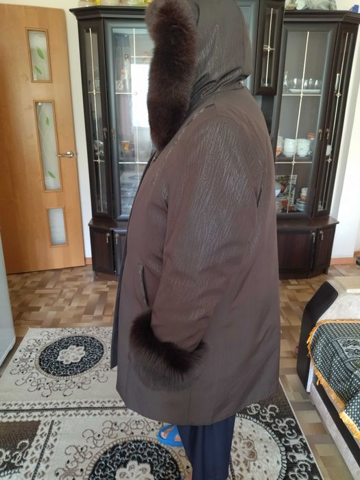 Продам зимнее женское пальто-пихор