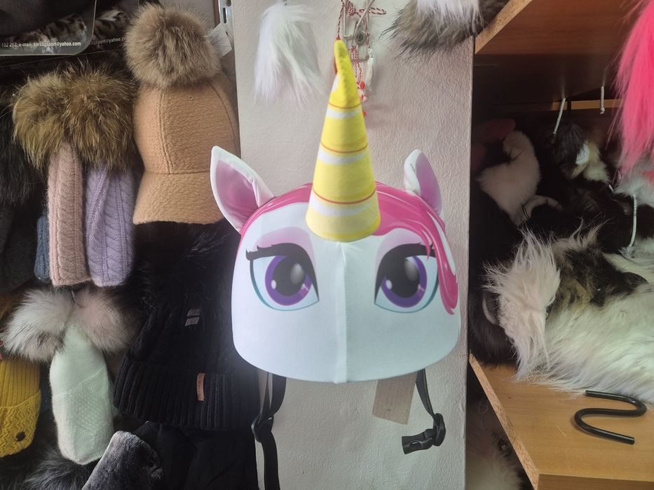 Аксесоари за каски