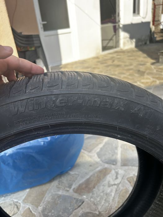 Vand 2 cauciuri M+S 255/40 R19