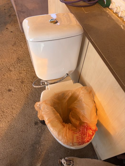 Унитаз продам сос