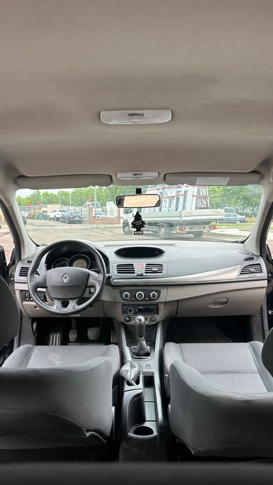 RENAULT Megane 2010 — imagine 5