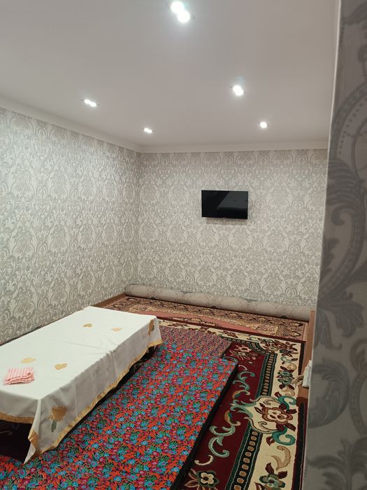 Orikzor Uy sotiladi 3 sotix 6 xona