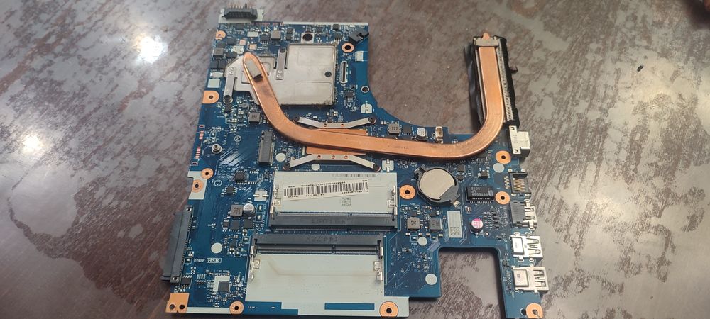 Lenovo G50-80 на части