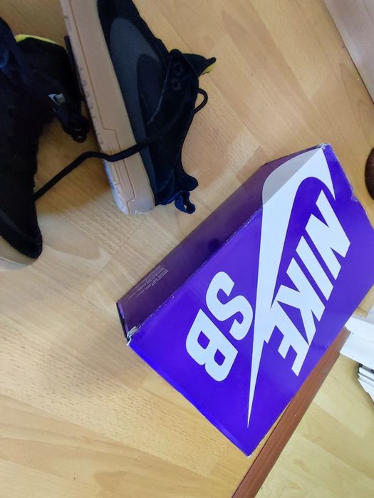 Маратонки Nike uk 5 euro 38 чисто нови