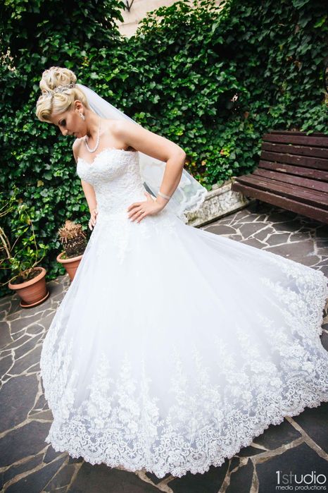 Rochie de mireasa foarte delicata și comoda