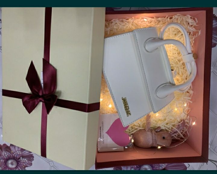 Taqinchoqlar va sovg'a Qizlar uchun sovg'alar Совгалар мунчок такинчок