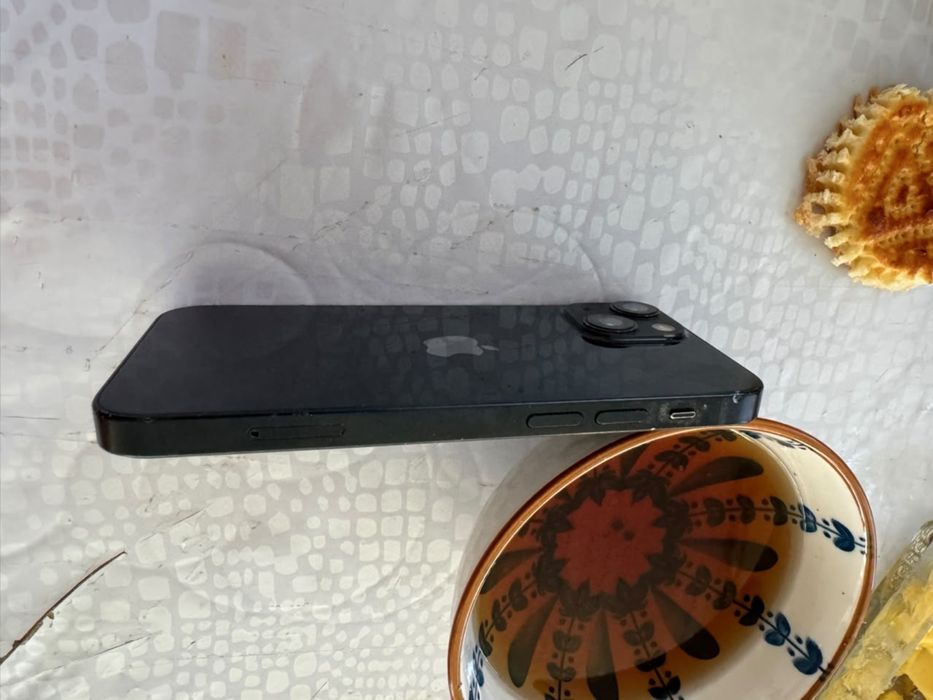 Iphone 13 mini в хорошим состояний