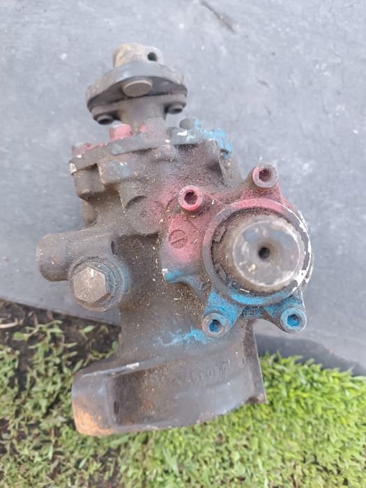 Запчасти на мерседес