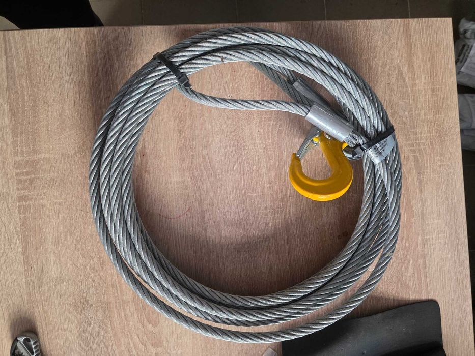Coarda de oprire cu diametrul de 12 mm, lungime de 10 m, cu carlig si ochi