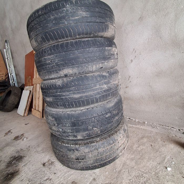 Продам шины на 16