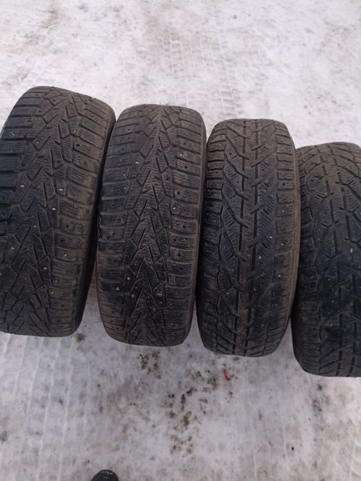 Продается зимняя резина