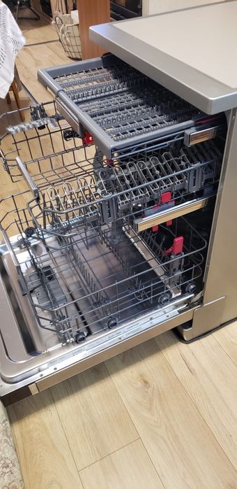 Съдомиялна висок клас WHIRLPOOL