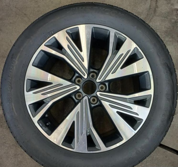 Audi джанти 19 цола Q4 Е-TRON