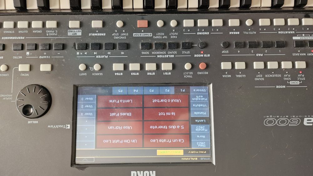 Orga Korg  PA 600