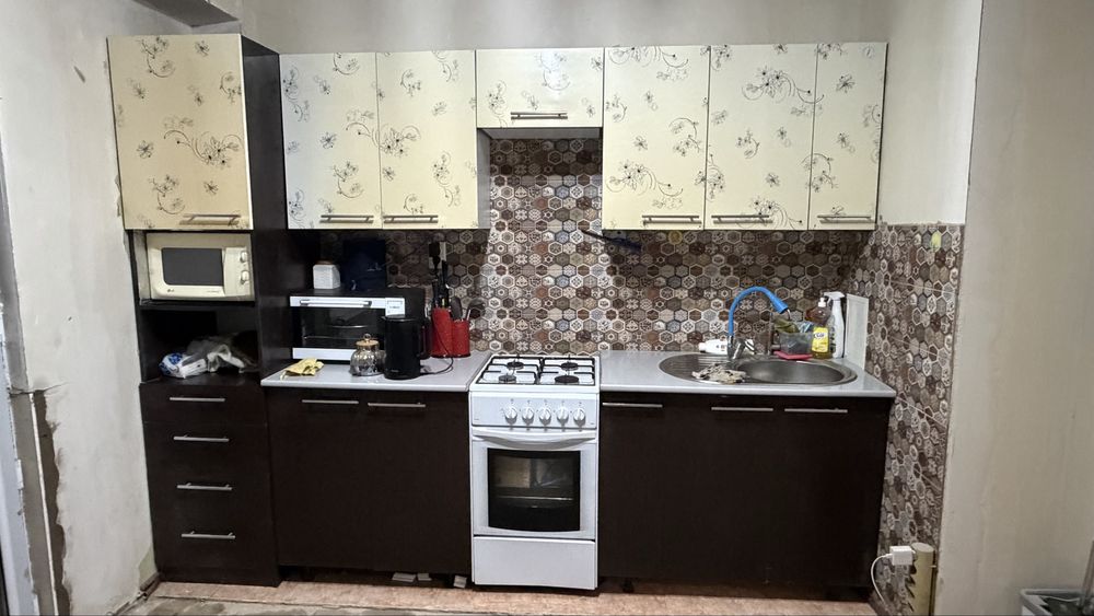 Кухонный гарнитур