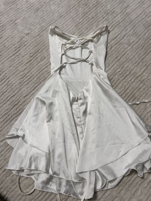 Атласное милое платье