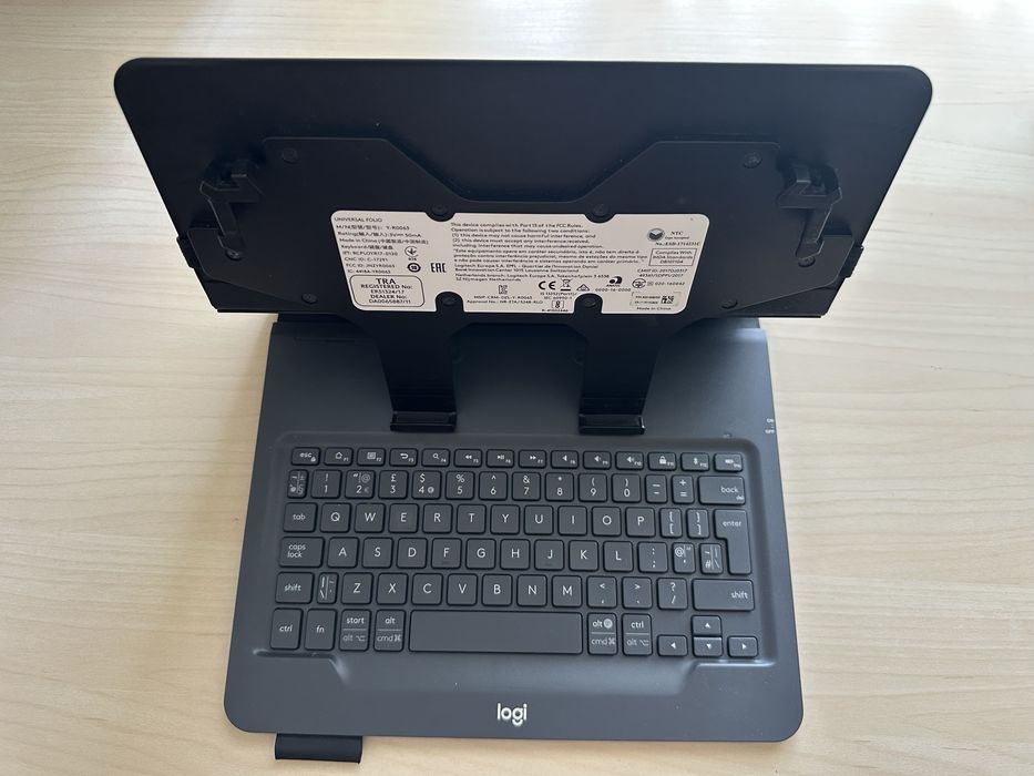 Tastatura universala Logitech bluetooth Universal Folio