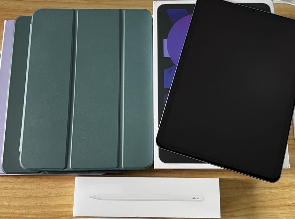 Apple iPad Air 5 (M1) 256 ГБ + Apple Pencil 2