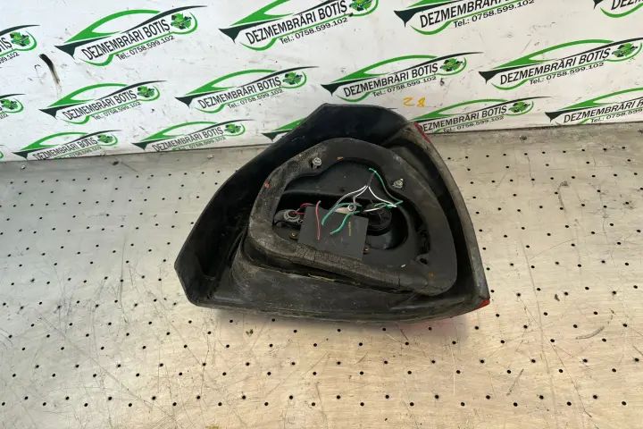 Lampa / Tripla stop stanga pe aripa Audi A3 1997 1.6 MT (101 hp)