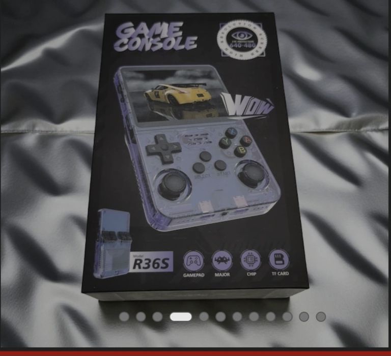 Consolă portabila de jocuriretro R36S