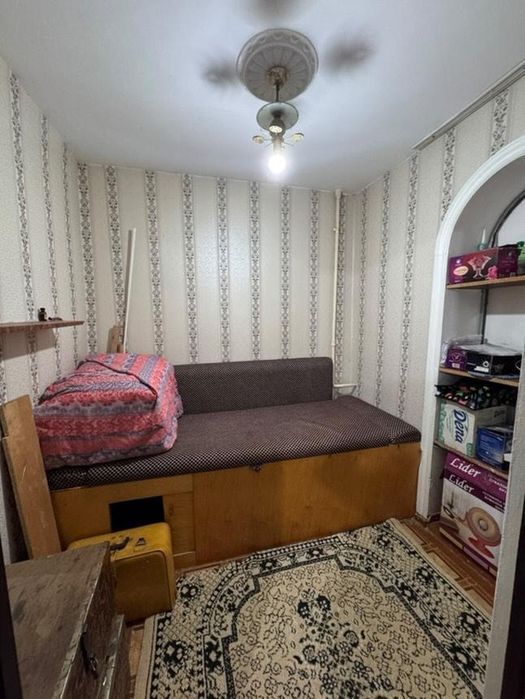 Космосда МИСиС тўғрисида 2-қаватда 2 хонали квартира сотилади