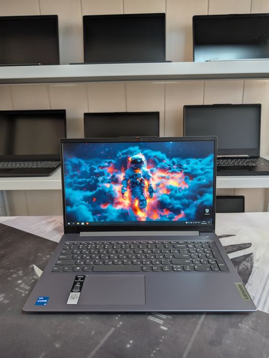 Ноутбук Lenovo IdeaPad Slim 3