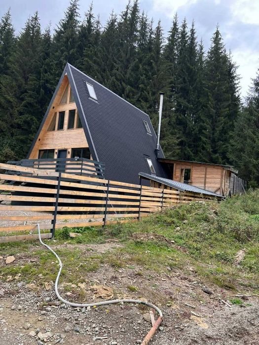Construim Cabana A-Frame, Case, Terase si Foisoare din structura de lemn si case modulare de diferite modele