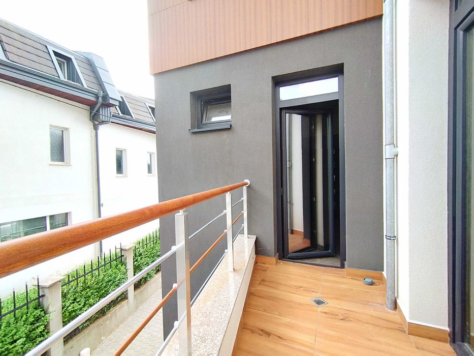 Дава се под наем Офис в Перник, Изток - 78 кв.м за 612 € - Снимка #10