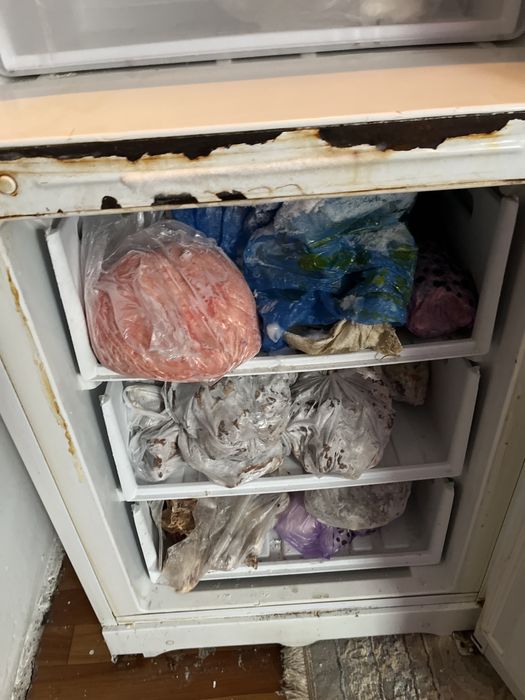 Продам холодильник