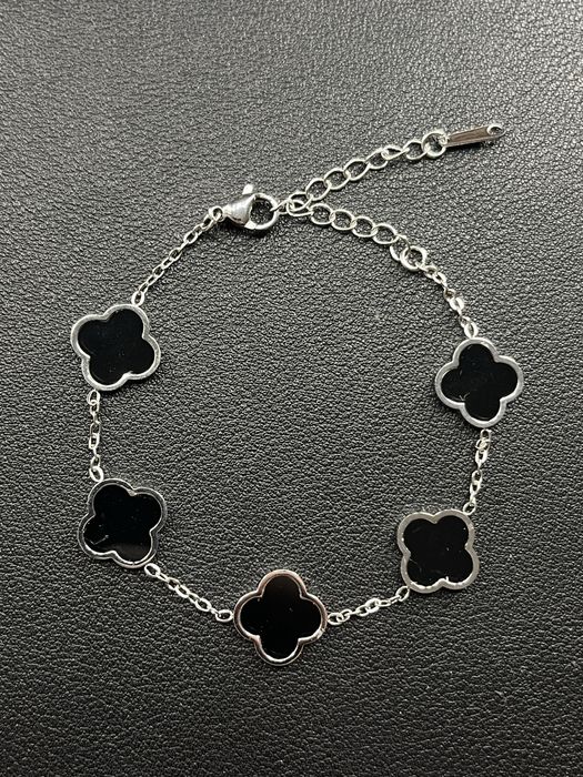 bijuterii mai multe modele