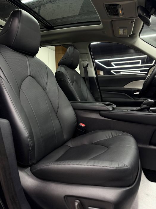 Toyota Grand Highlander Limited (HYBRID)