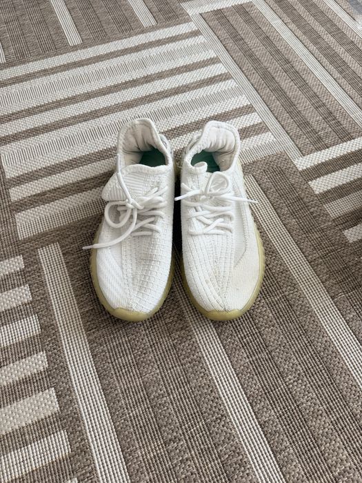 Отдам обувь бесплатно