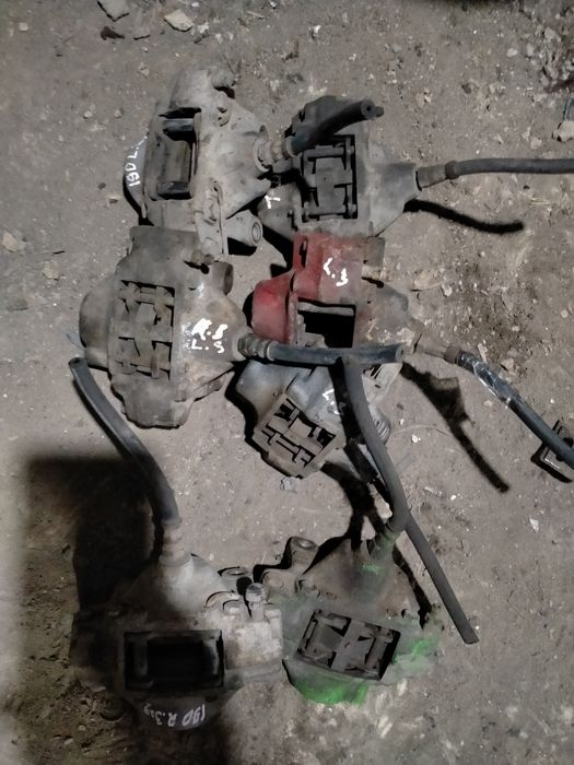 Задние суппорта на Мерседес 190,124,202