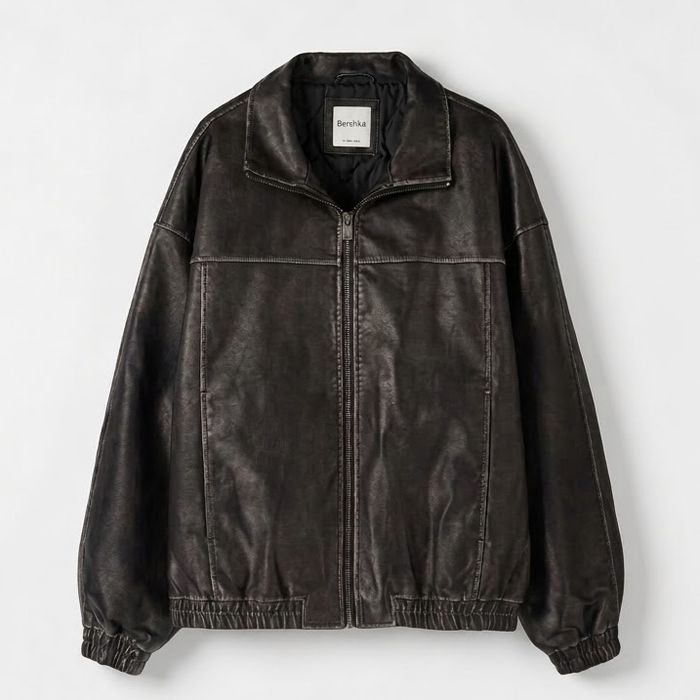 Кожаная куртка Bershka