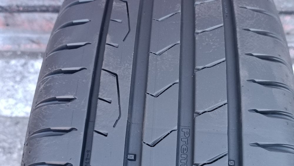 215/60/16 Continental Дот 4624