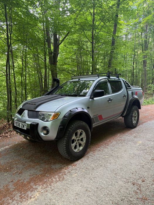 Mitsubishi L200