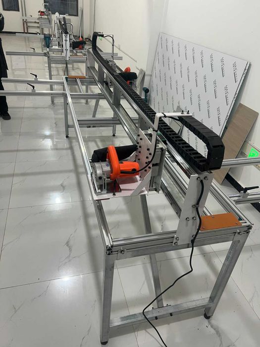 Mașină de tăiere și frezare (canelare) ACP-Alucobond schimb cu Abkant