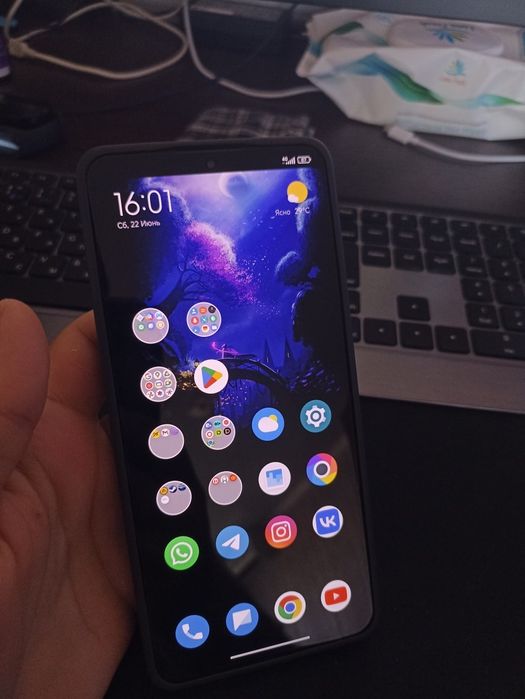 Xiaomi POCO F6 12/512