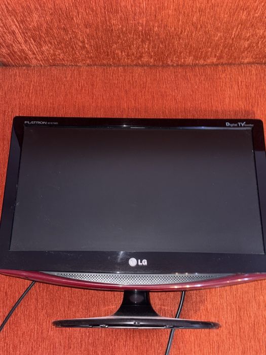 Vand monitor/TV LCD LG