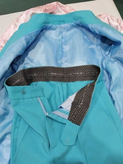 Концертный костюм на мальчика