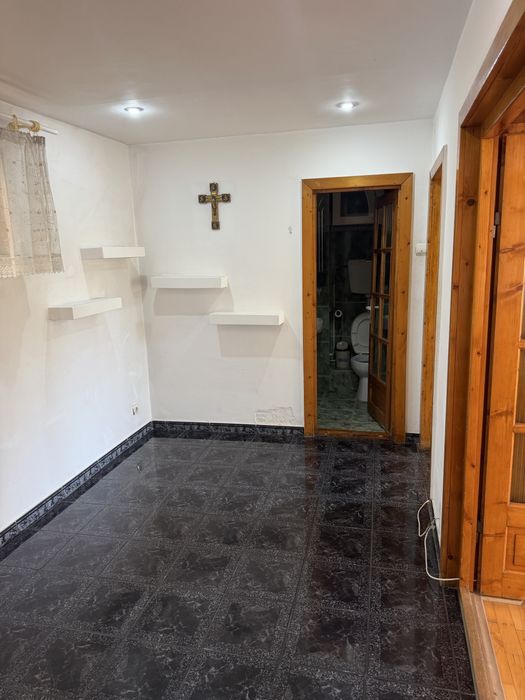 Apartament 3 camere | 63 mp | Etaj 2 | Zona Autogară – Bd. Mihai Viteazu | 84.000 €
